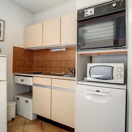 F2 Avec Parking, Lave-linge, Lave-vaisselle, Tv - Fr-1-715-26